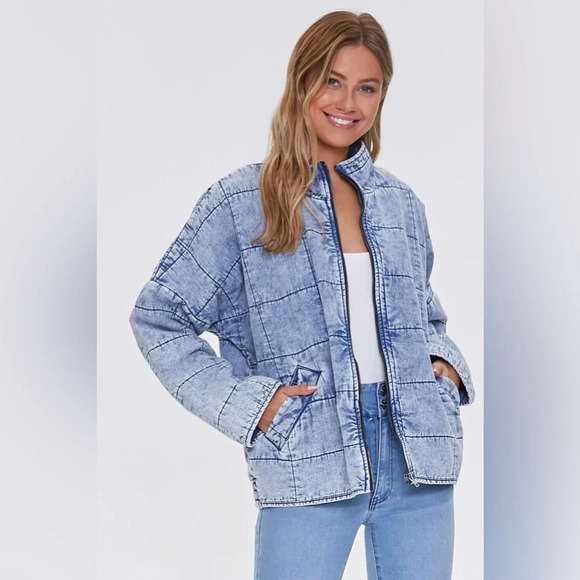 Forever 21 Dolman Quilted Acid Wash Knit Jacket in Wavy Waters - Picture 2 of 8